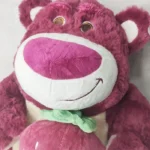 عروسک خرس مهربون رنگ زرشکی - تصویر 3