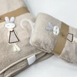ست حوله استخری بی بی کرون Baby Crown طرح عروسک - تصویر 6